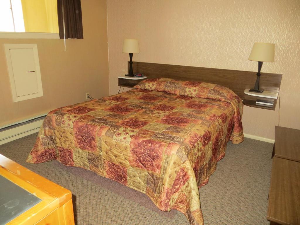 Harrison Village Motel Harrison Hot Springs Room photo